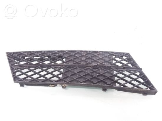 BMW 5 E60 E61 Front bumper lower grill 7178098 11460915
