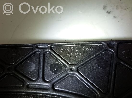 BMW 5 E60 E61 Subwoofer grill/trim 6976960