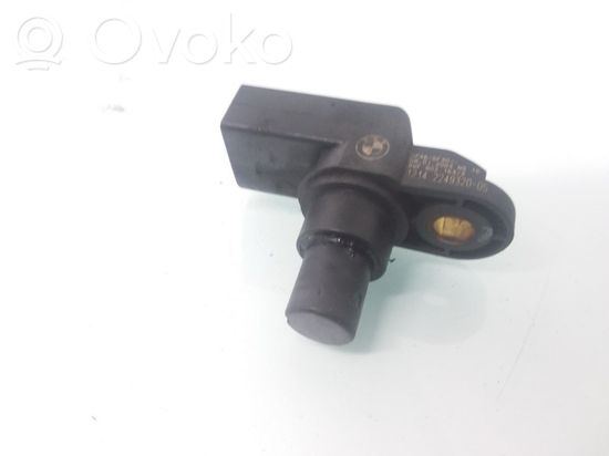 BMW X5 E53 Camshaft position sensor 2249320