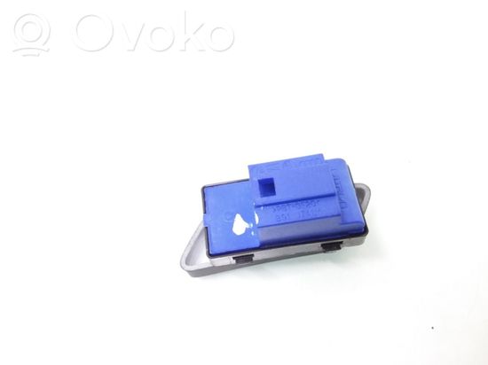 Volkswagen Eos Central locking switch button 1Q0962125B 308601S