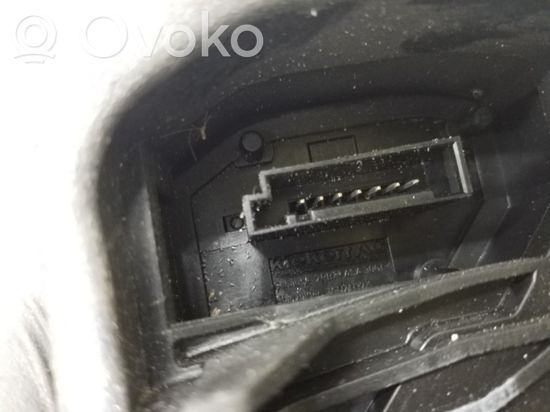 BMW 5 E60 E61 Rear door lock 7154630
