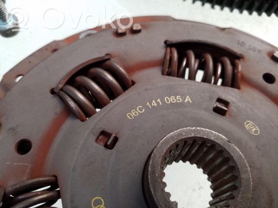Audi A6 S6 C5 4B Flywheel 06C141065A