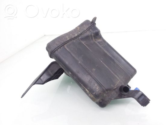 BMW 5 F10 F11 Coolant expansion tank/reservoir 7647283 17137647283 1088611