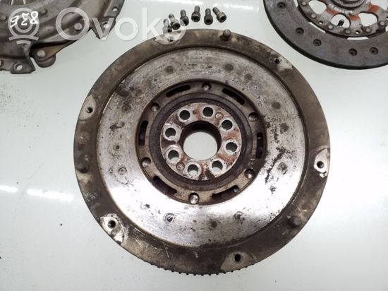 BMW 5 E34 Clutch set kit 32301821T