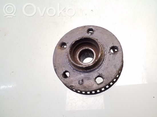 Audi A3 S3 8L Front wheel hub
