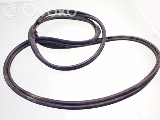 BMW 5 E60 E61 Trunk rubber seal (body)