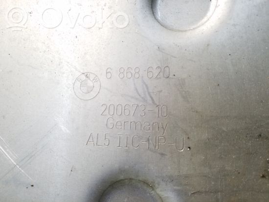 BMW 5 G30 G31 Engine splash shield/under tray 6868620