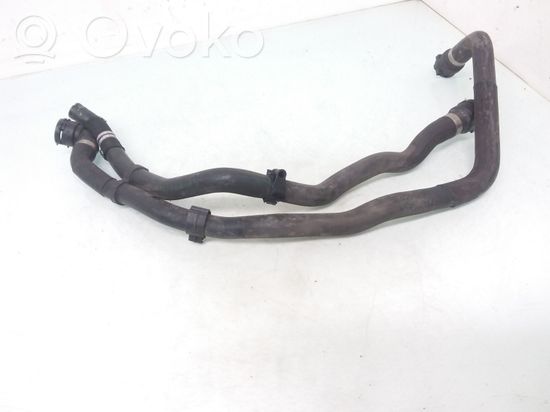 BMW 1 E81 E87 Engine coolant pipe/hose 9124076