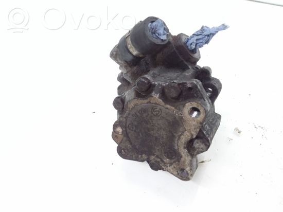 Audi A4 S4 B6 8E 8H Power steering pump 8D0145156T
