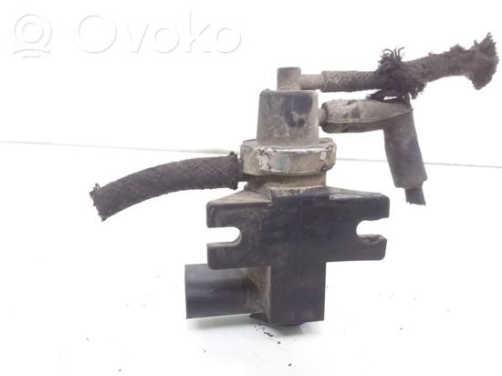 Audi A4 S4 B5 8D Turbo solenoid valve 1J0906627