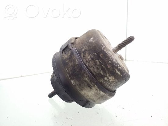 Audi A4 S4 B5 8D Engine mount bracket 8D0199382M 8D0199379J 4B0199379E