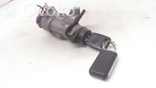 Audi A4 S4 B5 8D Ignition lock 4B0905851A
