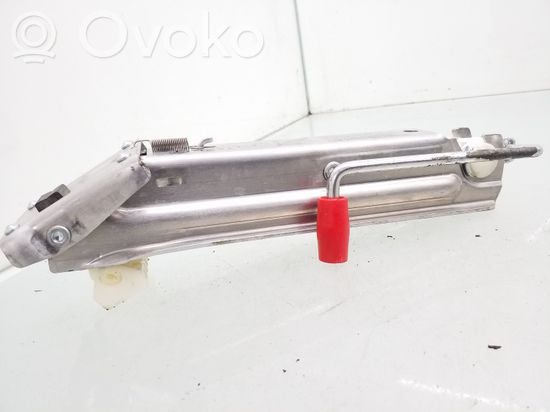 Mercedes-Benz C W203 Lift Jack A2035830315