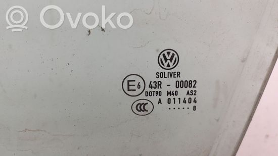 Volkswagen PASSAT B6 Front door window glass four-door