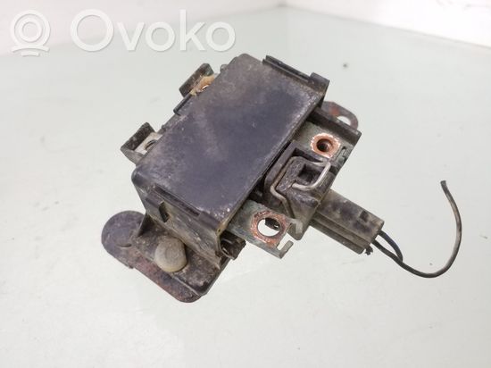 Volkswagen Golf III Glow plug pre-heat relay