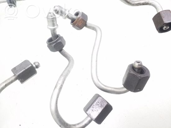 BMW 1 E81 E87 Fuel injector supply line/pipe