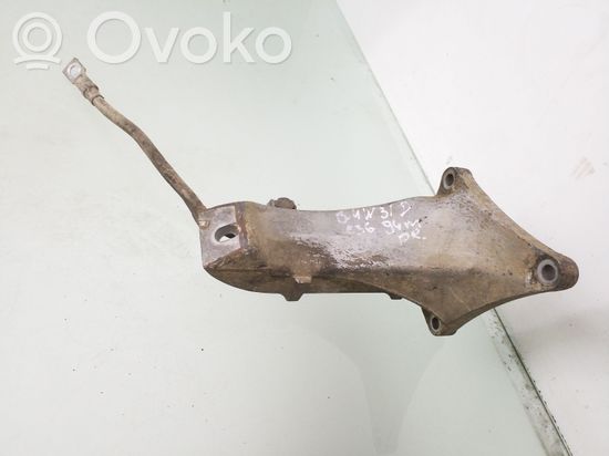 BMW 3 E36 Engine mounting bracket 1137014