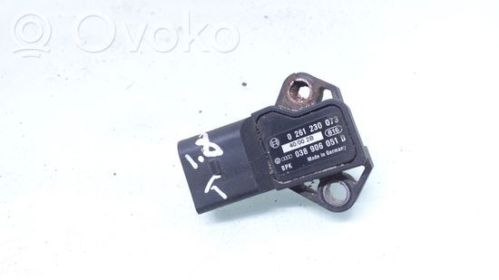Audi A4 S4 B6 8E 8H Air pressure sensor 038906051D 0261230073