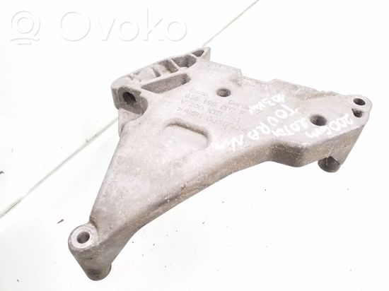 Volkswagen Touran I Engine mounting bracket 03G199207F