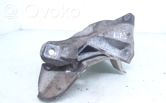 BMW 1 E81 E87 Engine mounting bracket 6764574 22116764574