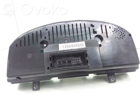 Volkswagen PASSAT B6 Speedometer (instrument cluster) 3C0920871E