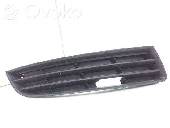 Volkswagen PASSAT B6 Front bumper lower grill 3C0853666