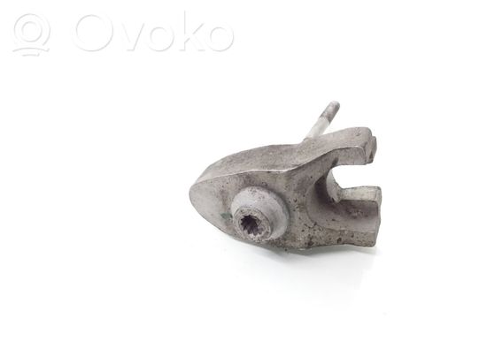 Audi A6 C7 Fuel Injector clamp holder 059216J