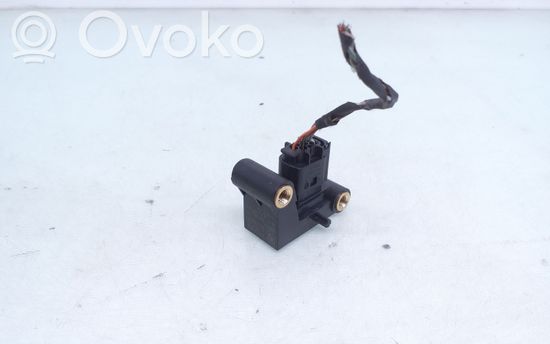 BMW 5 E60 E61 Airbag deployment crash/impact sensor 6977398 65776977398