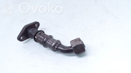 Volkswagen PASSAT B6 Turbo turbocharger oiling pipe/hose 038145736C
