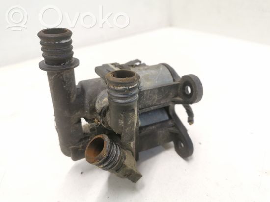 BMW 5 E34 Coolant heater control valve 1382299