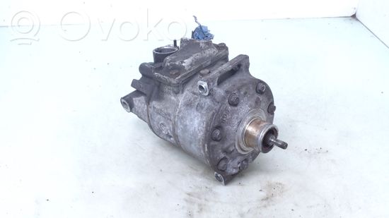 Volkswagen Touran I Air conditioning (A/C) compressor (pump) 1K0820859F 012896097B4