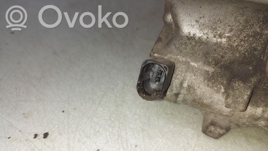 Volkswagen Touran I Air conditioning (A/C) compressor (pump) 1K0820859F 012896097B4