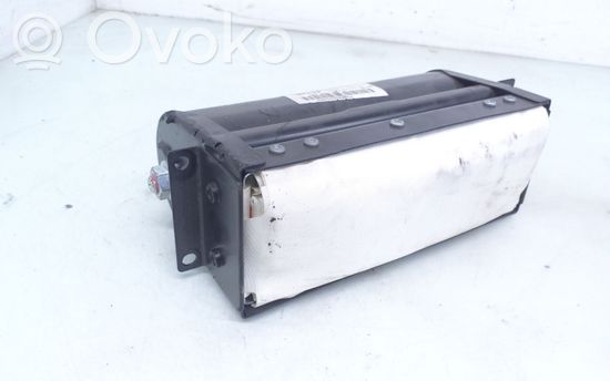Volkswagen PASSAT B5 Passenger airbag 3B0880204A