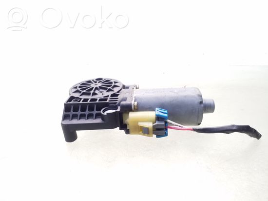 Mercedes-Benz ML W163 Front door window regulator motor 990408100