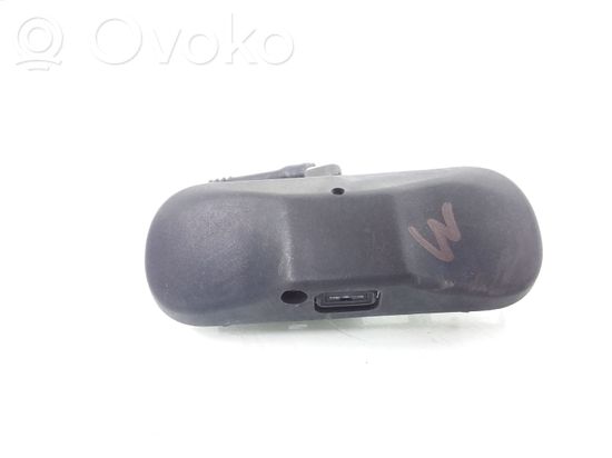 Volkswagen PASSAT B6 Windshield washer spray nozzle 5M0955986C