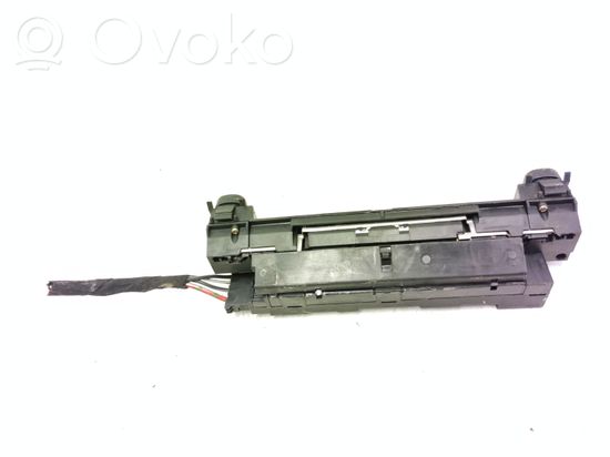 Mercedes-Benz E W210 Seat heating switch 2108200151