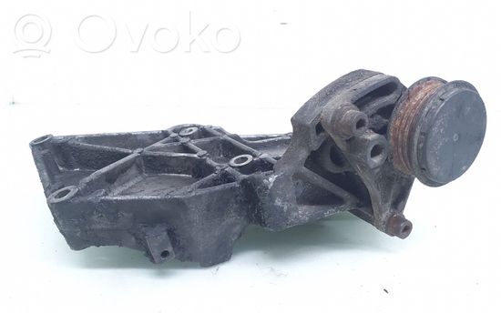 Volkswagen PASSAT B5 A/C compressor mount bracket 028260885A