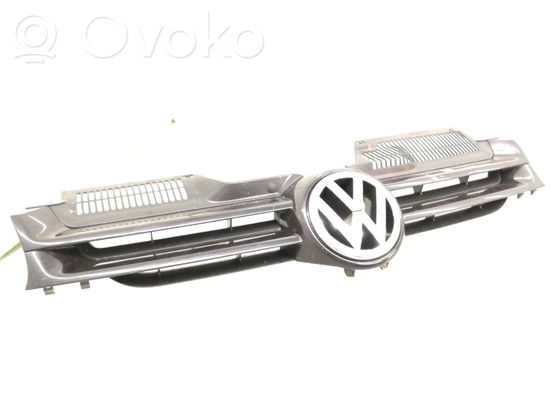 Volkswagen Golf V Front bumper upper radiator grill 1K0853655A
