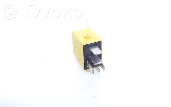Mercedes-Benz C W203 Other relay 0025421219 4RD00781402