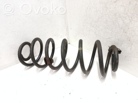 Volkswagen Golf V Rear coil spring