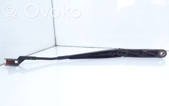 Volkswagen PASSAT B6 Front wiper blade arm 3C1955409C