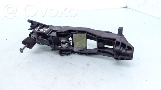 Mercedes-Benz C W203 Front door exterior handle 2037600134