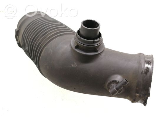 Audi A6 S6 C6 4F Air intake duct part 06E129629E