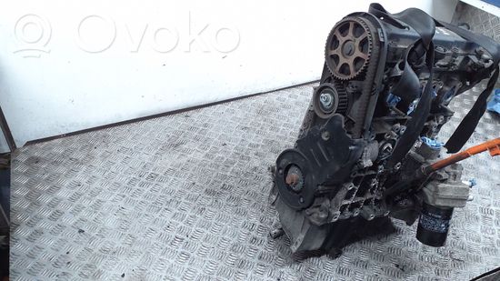 Volkswagen PASSAT B5.5 Engine ALZ