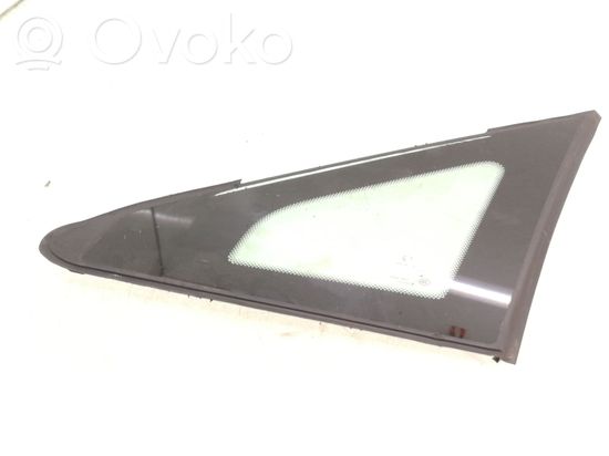 Mercedes-Benz Vito Viano W639 Front triangle window/glass AS2 M504