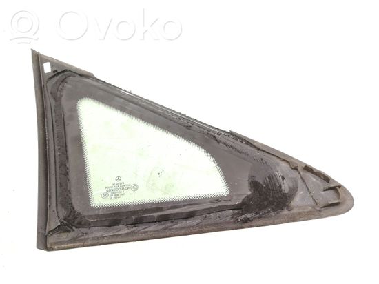 Mercedes-Benz Vito Viano W639 Front triangle window/glass AS2 M504