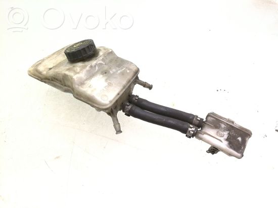 Mercedes-Benz Vito Viano W639 Brake fluid reservoir 0204024726 A6394300002