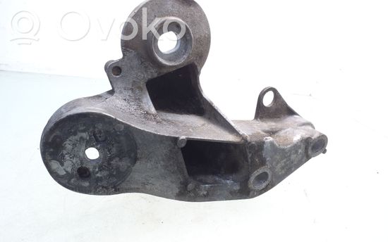 Audi A6 S6 C6 4F Engine mounting bracket 4F0199351H