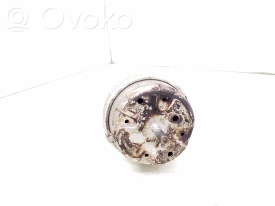 Volkswagen PASSAT B5.5 Engine mount bracket 8D0199382M