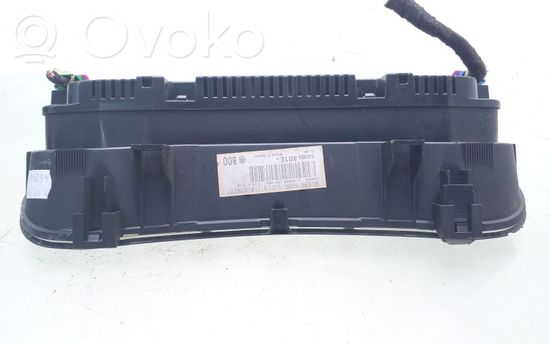 Volkswagen Golf IV Speedometer (instrument cluster) 1J0920801E